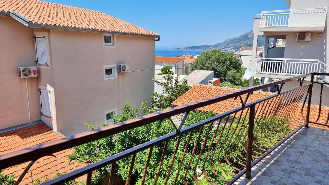 Apartment Iko Nemira Omis