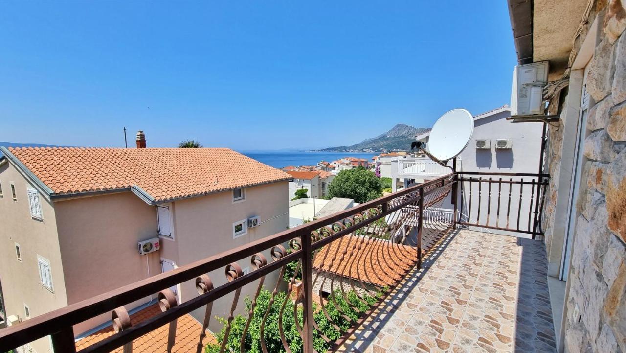 Apartment Iko Nemira Omis