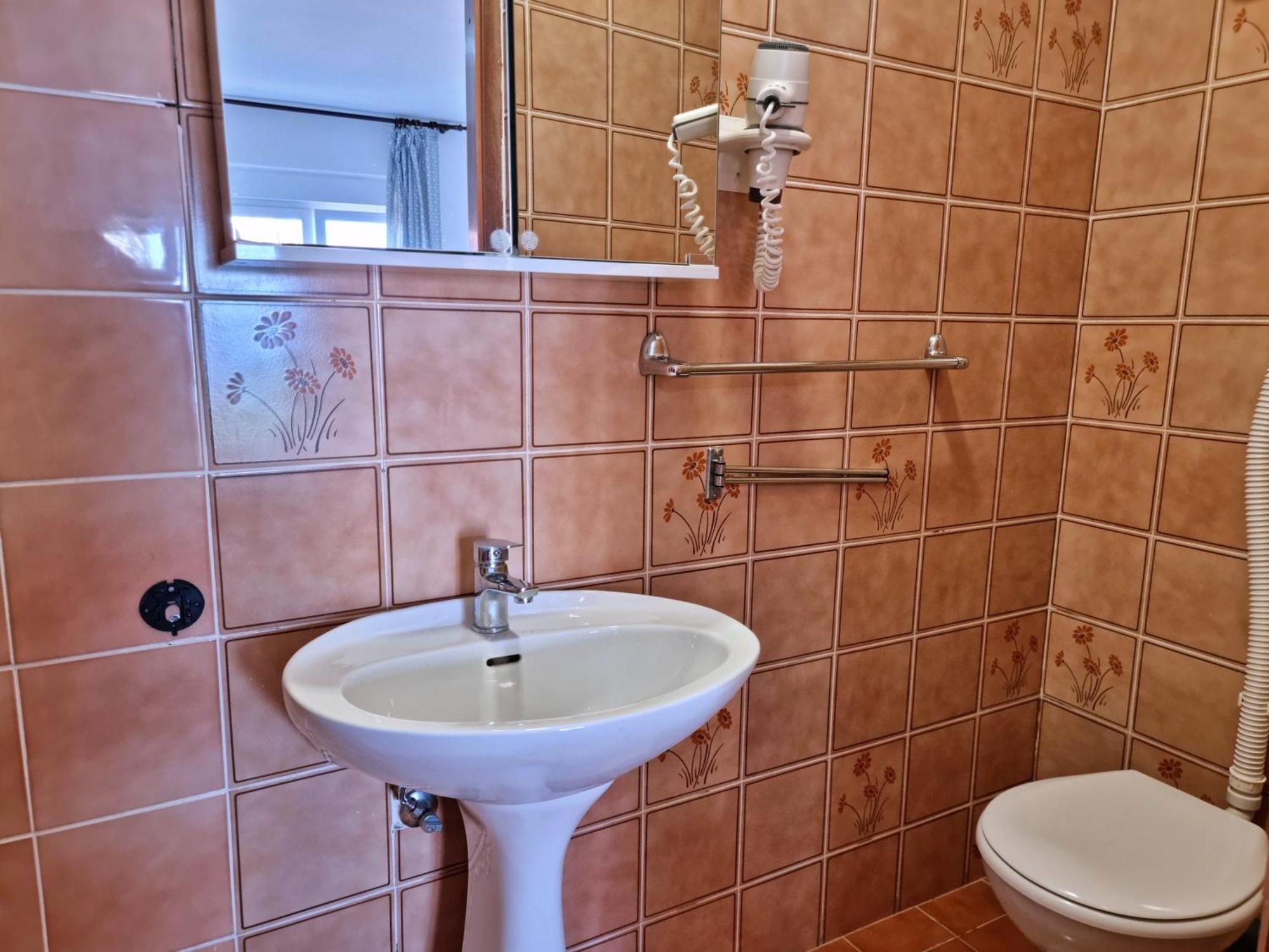 Iko Nemira Apartman *